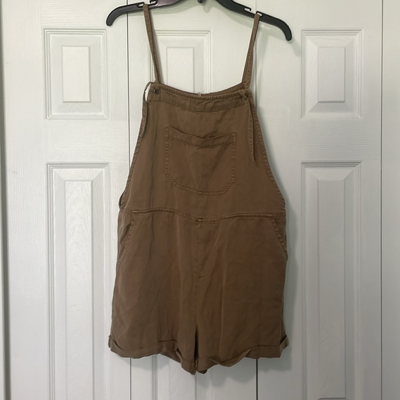 Overall romper - Picture 2 of 7